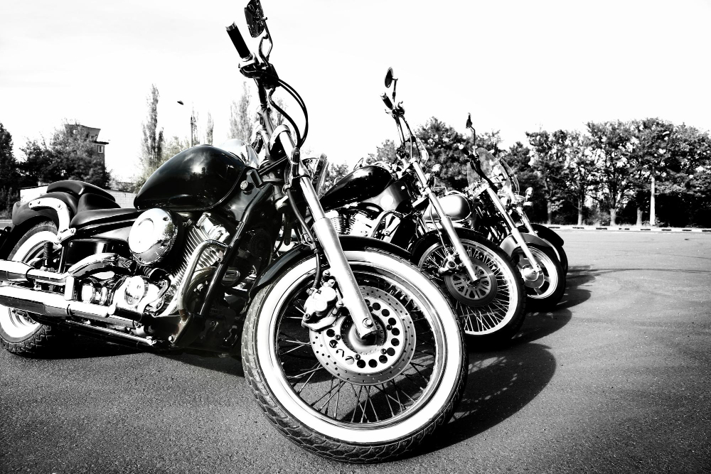 Motorradkolonne als Begleitung bei einer Motorradbestattung